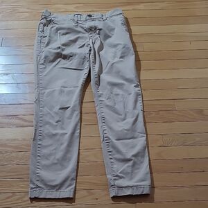 Tommy Hilfiger Men's Khaki Chinos, 32x32, Slim Fit